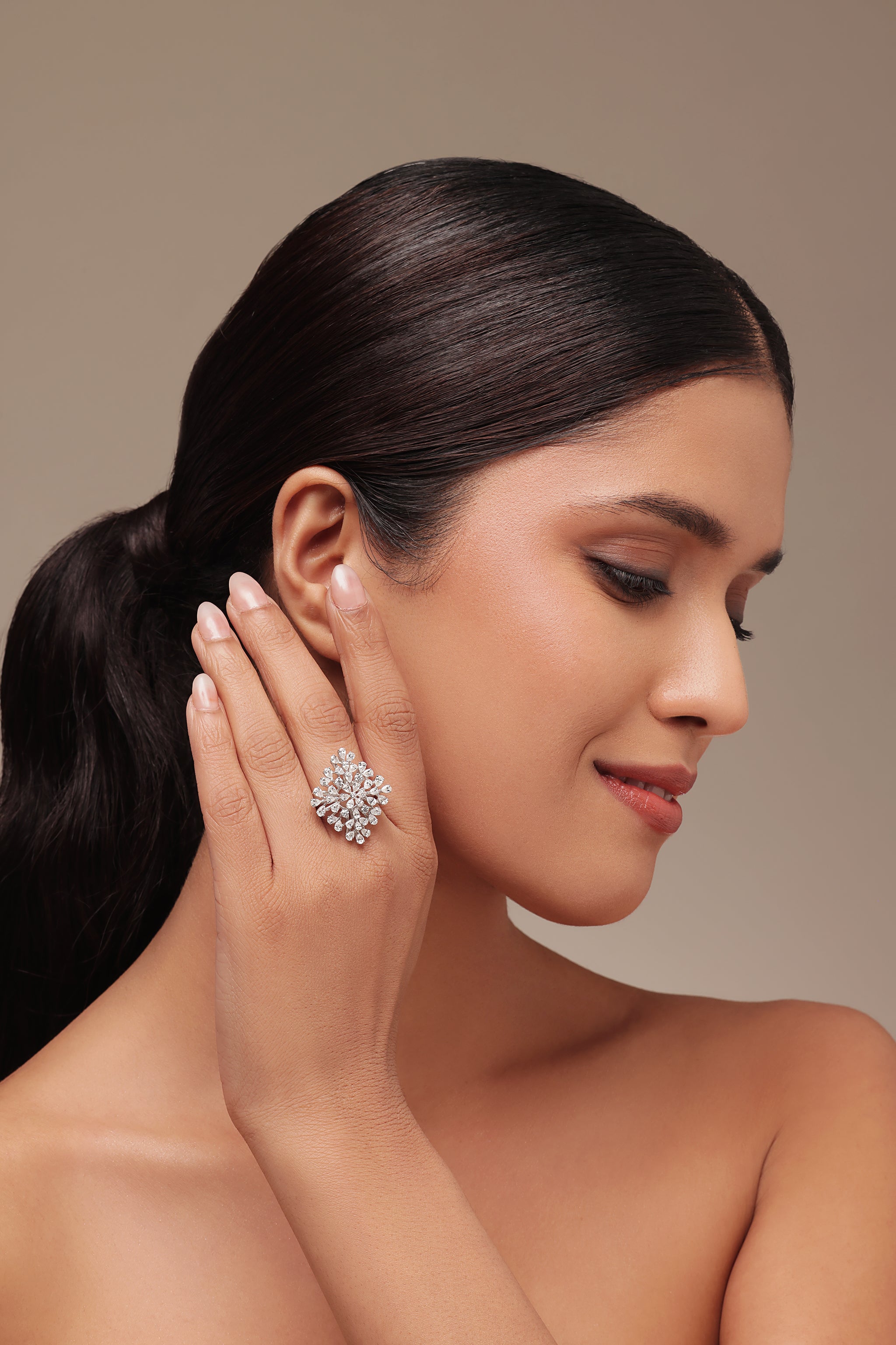 Pear & round Diamond cocktail Ring