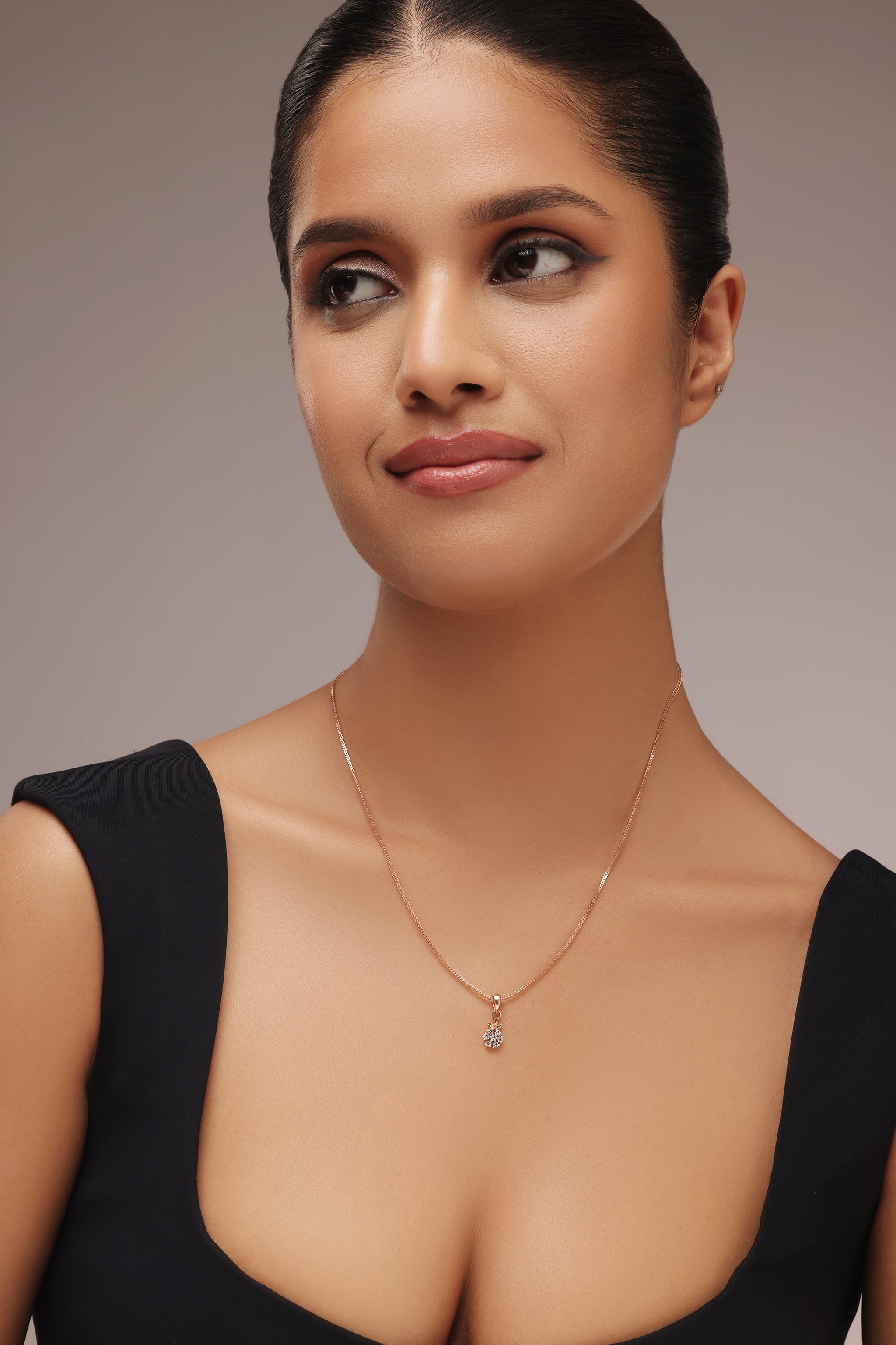 Round Diamond Floral Pendant