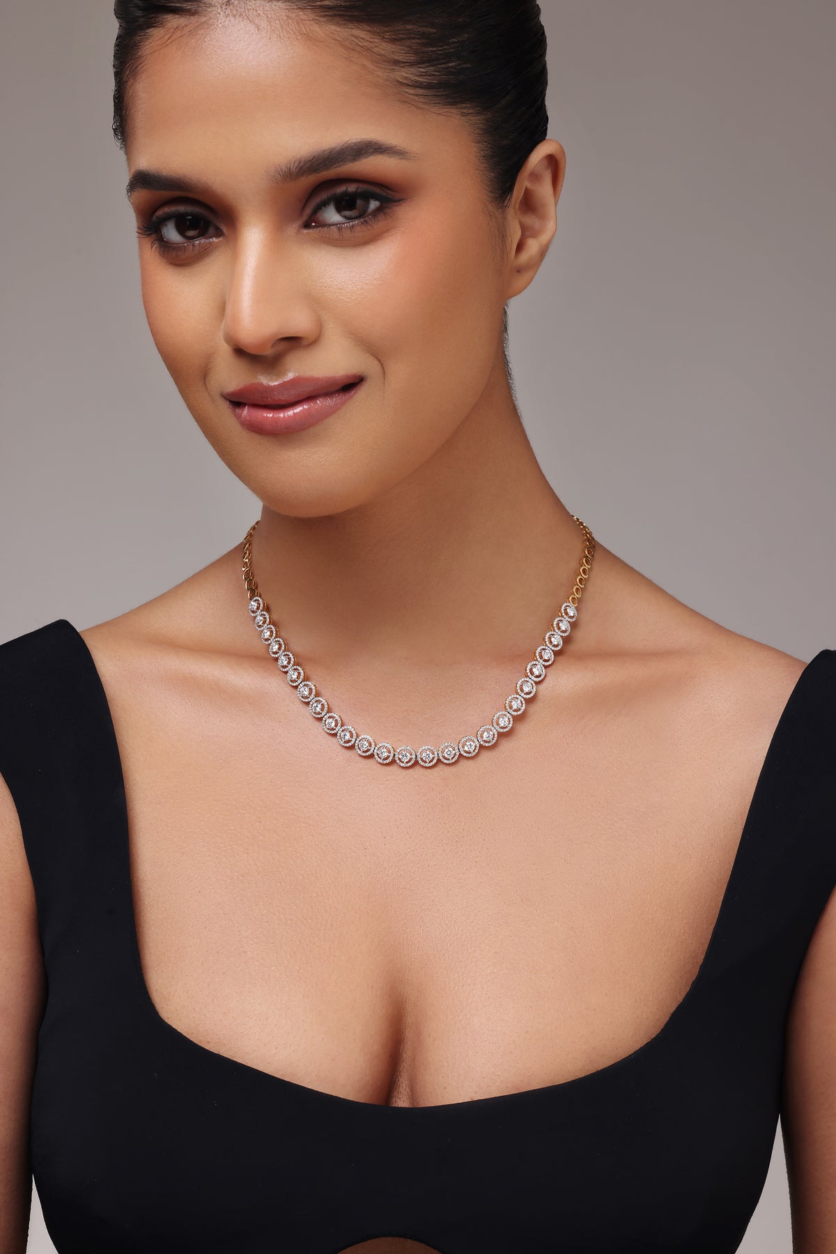 Round Halo Link Necklace