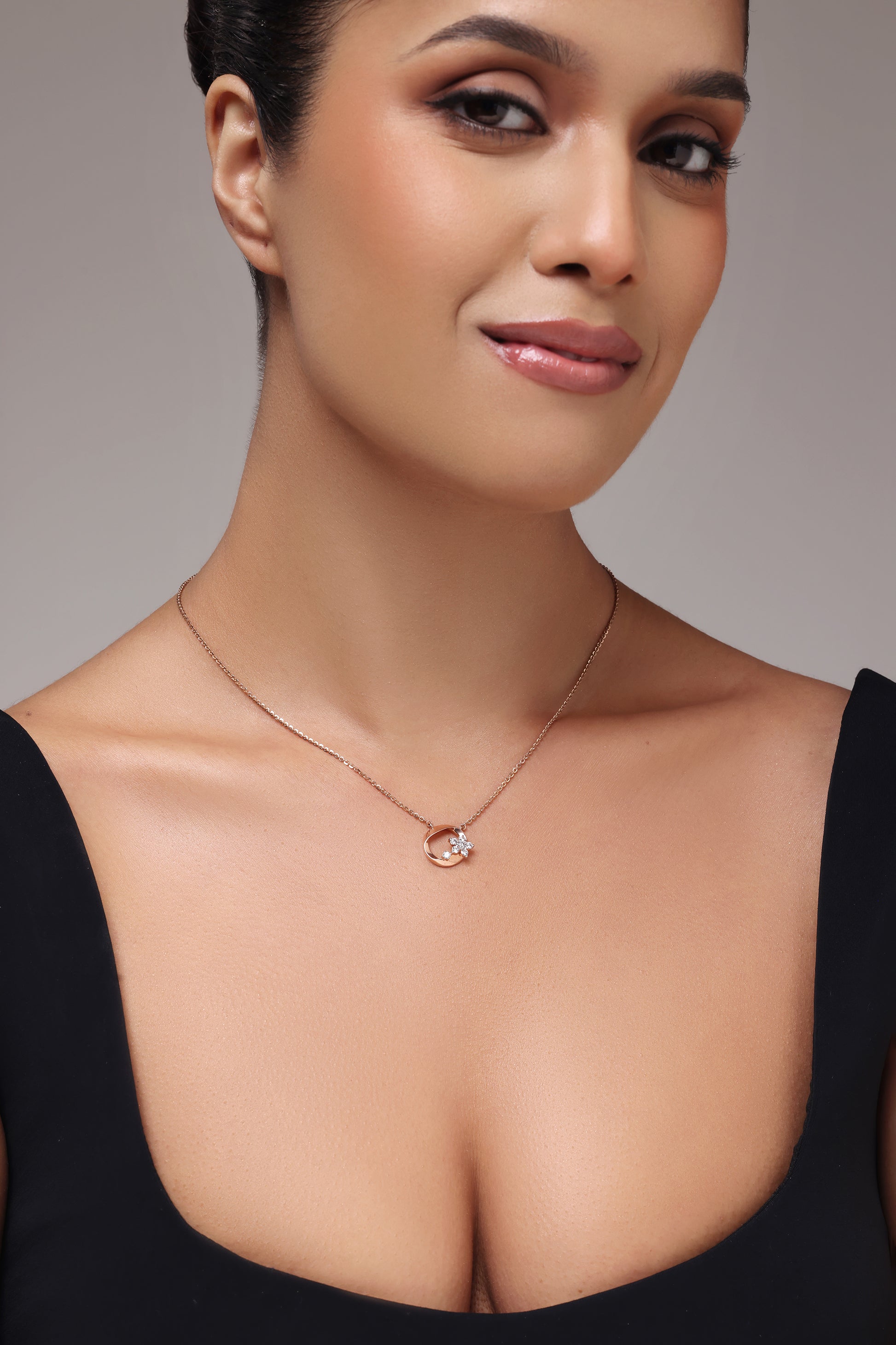 Pavé Flower Circle Pendant