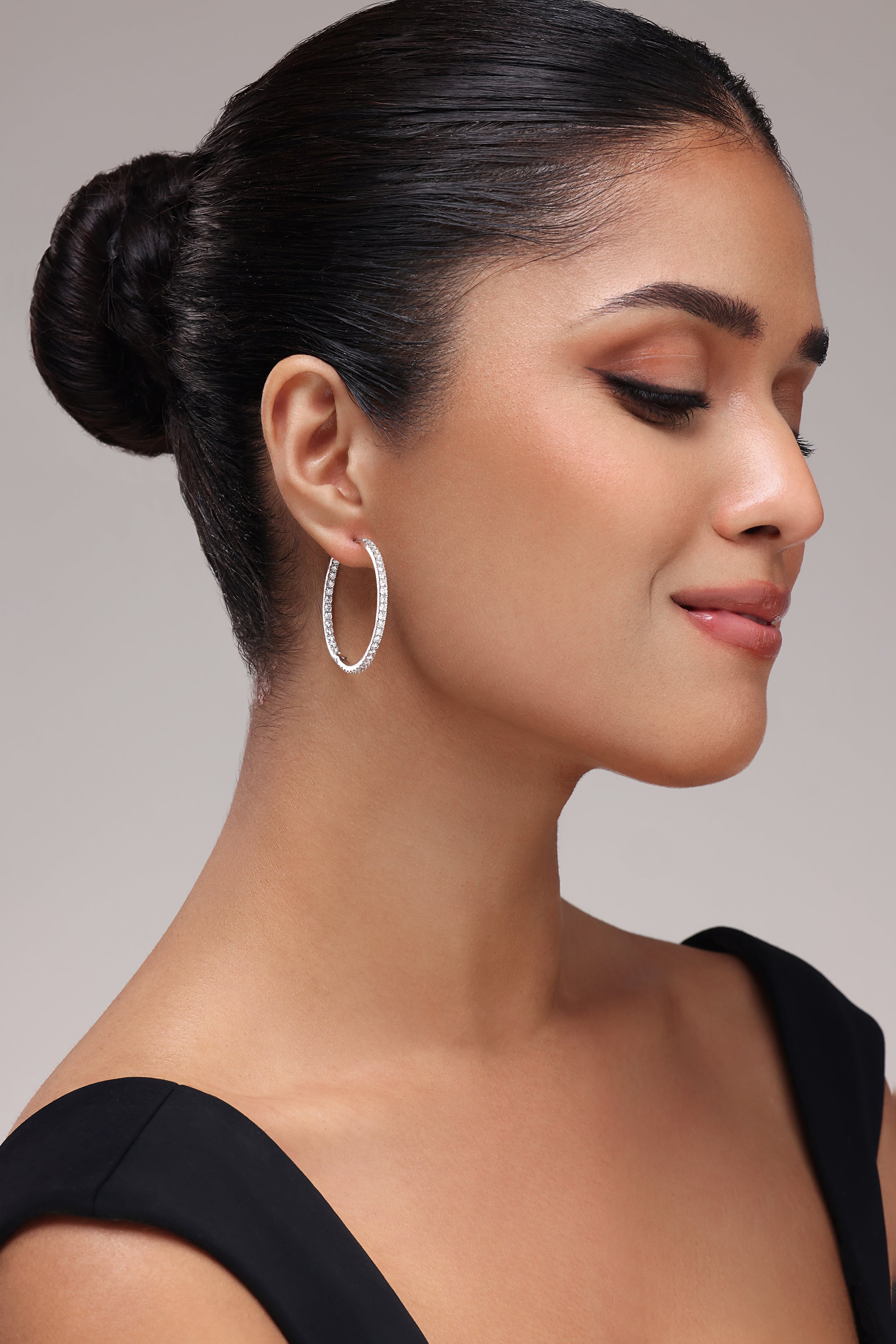 Round Diamond Hoop Earrings