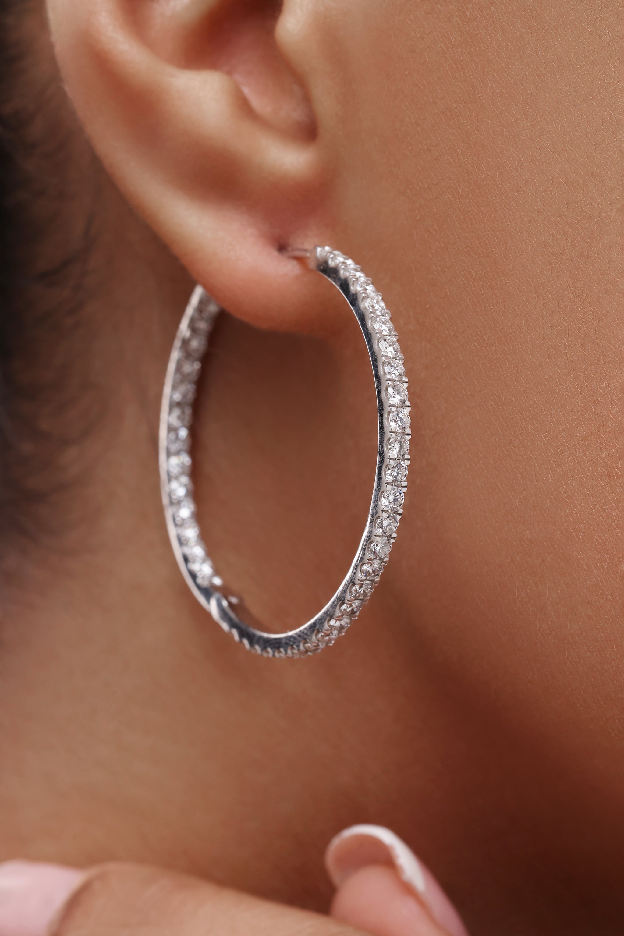 Round Diamond Hoop Earrings