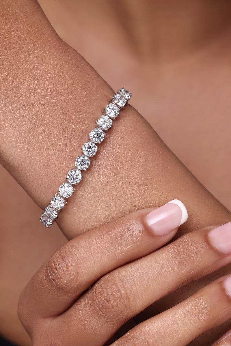 Round Diamond Tennis Bracelet