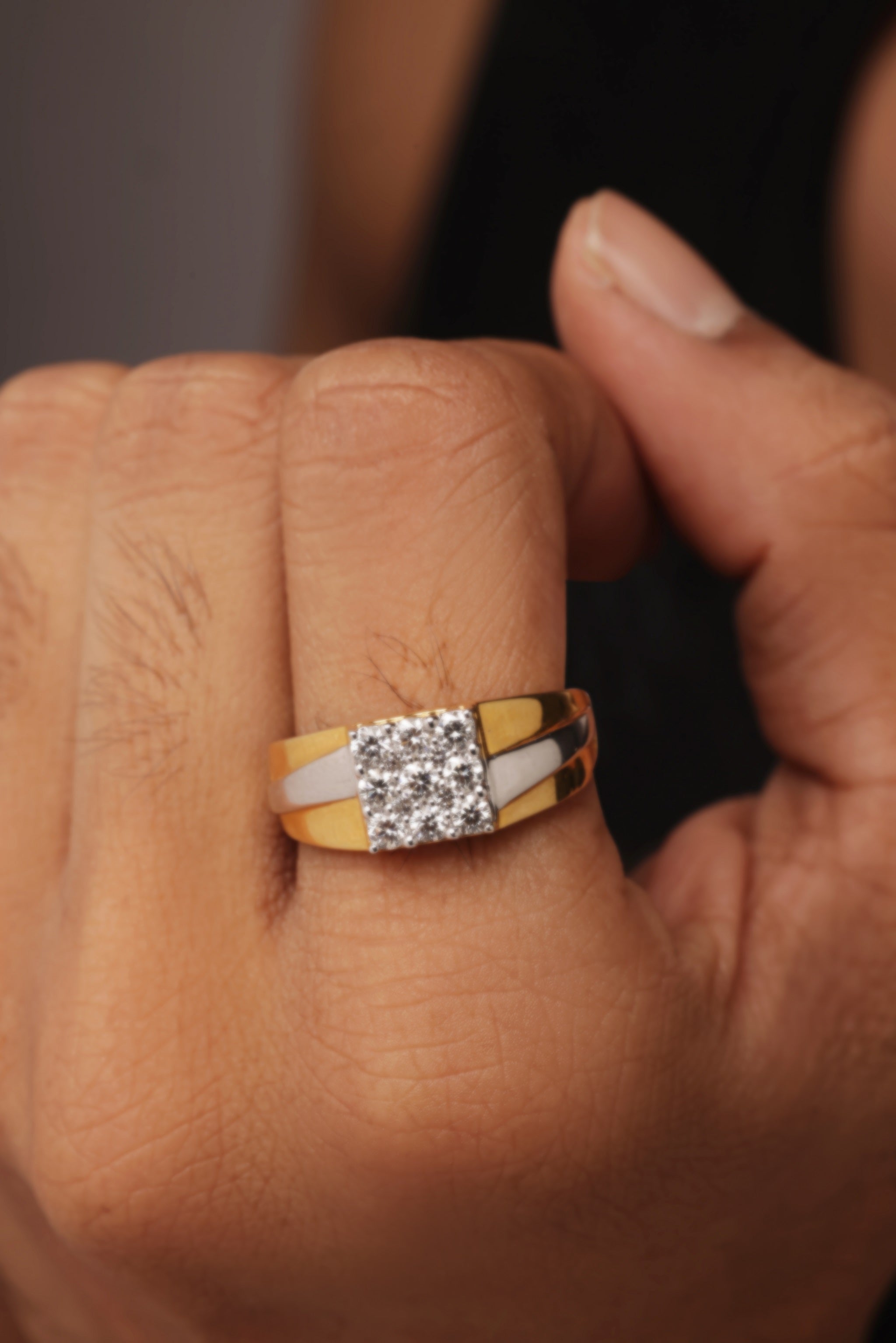 DUAL TONE - 9 ROUND DIAMOND RING