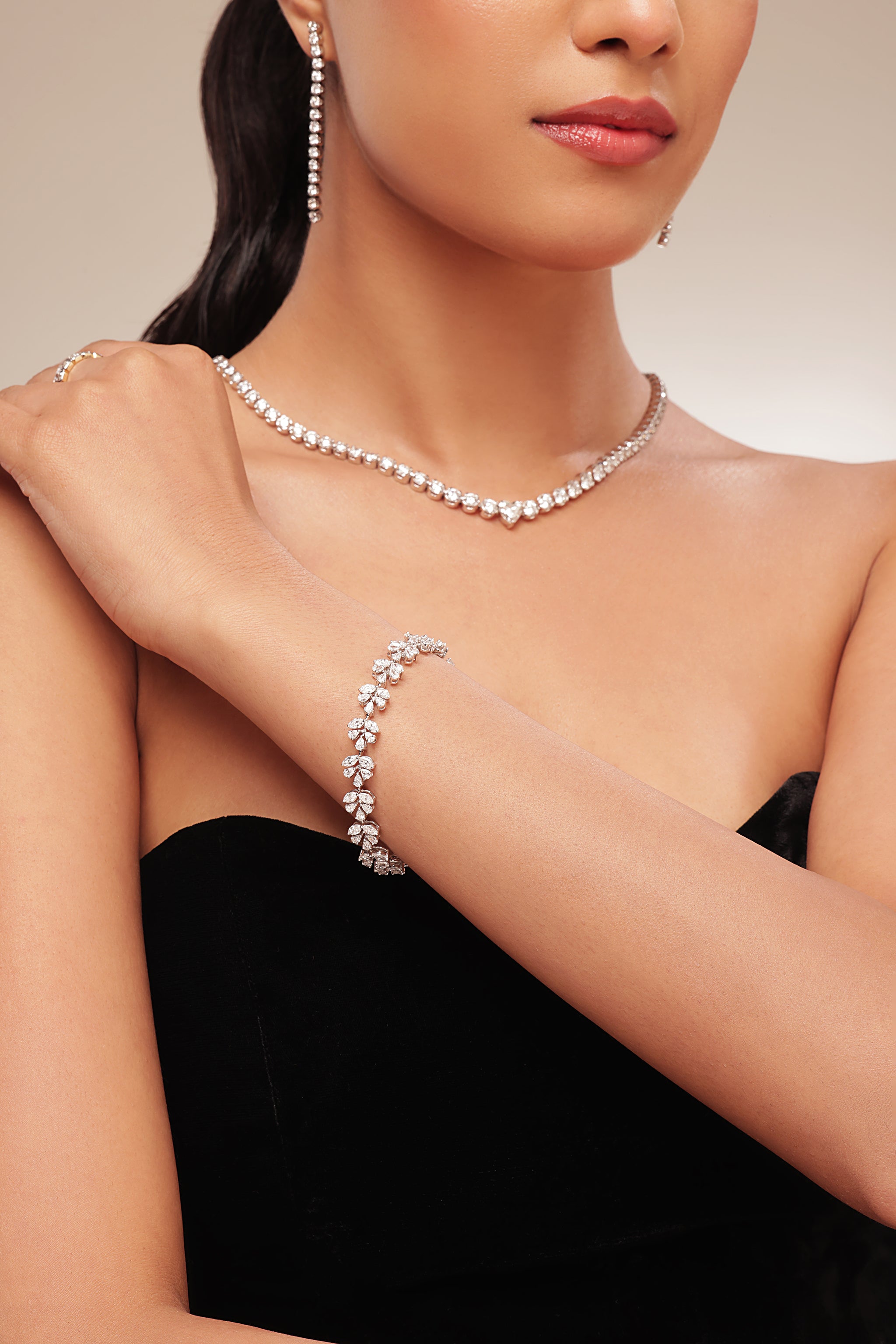 PEAR & MARQUISE LEAF DIAMOND BRACELET