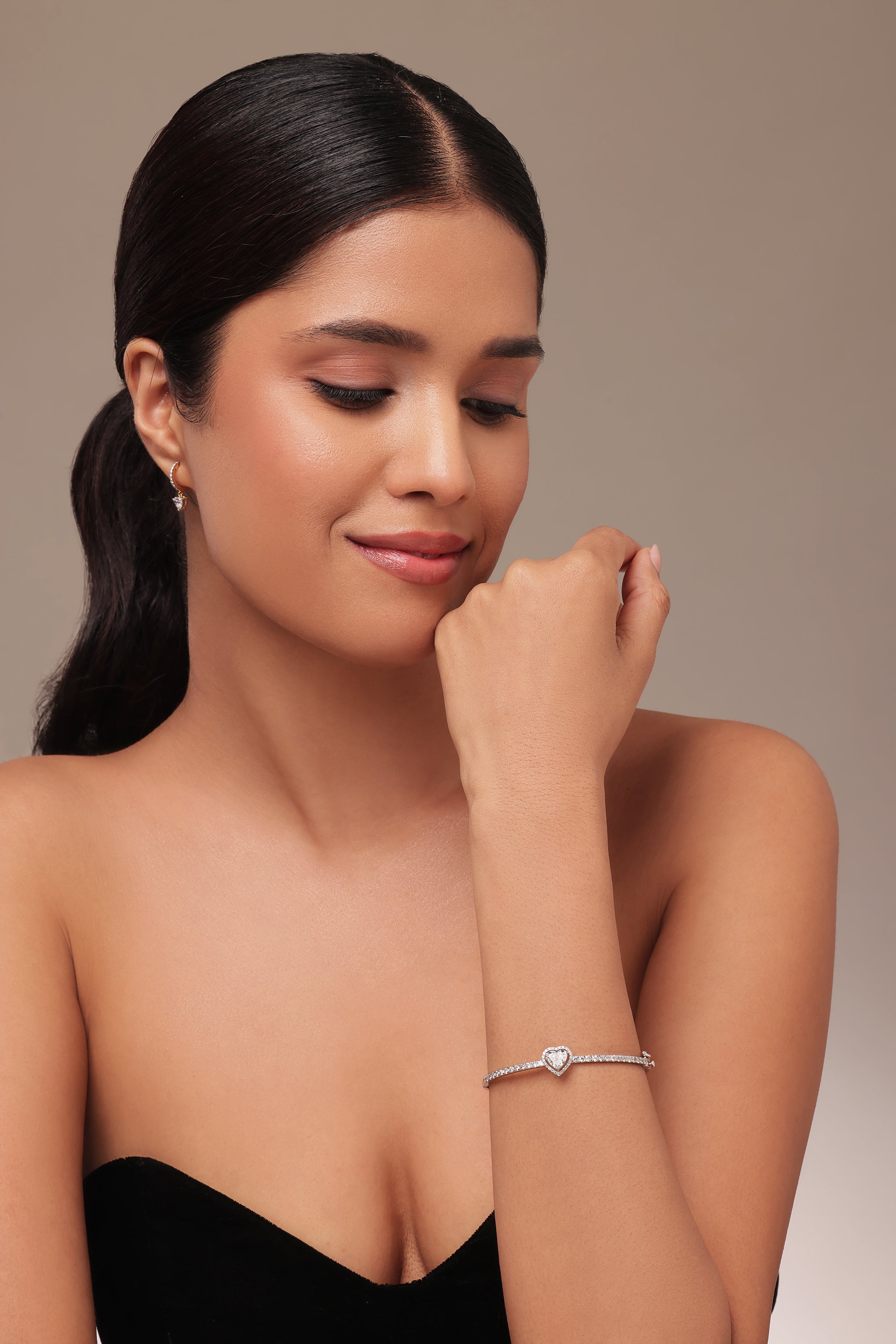 Heart Halo Diamond Oval bracelet
