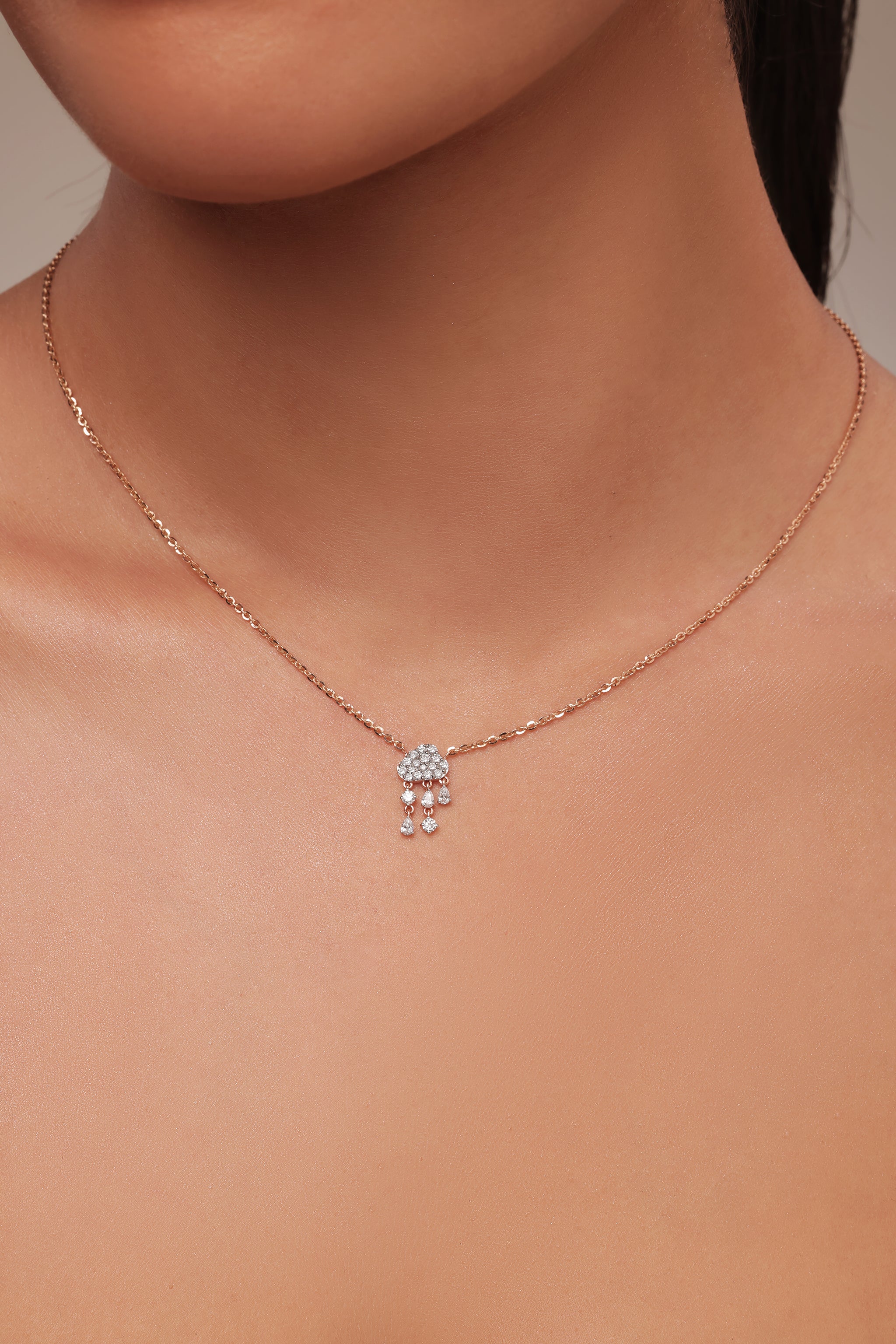 Round diamond - cloud and drops pendant