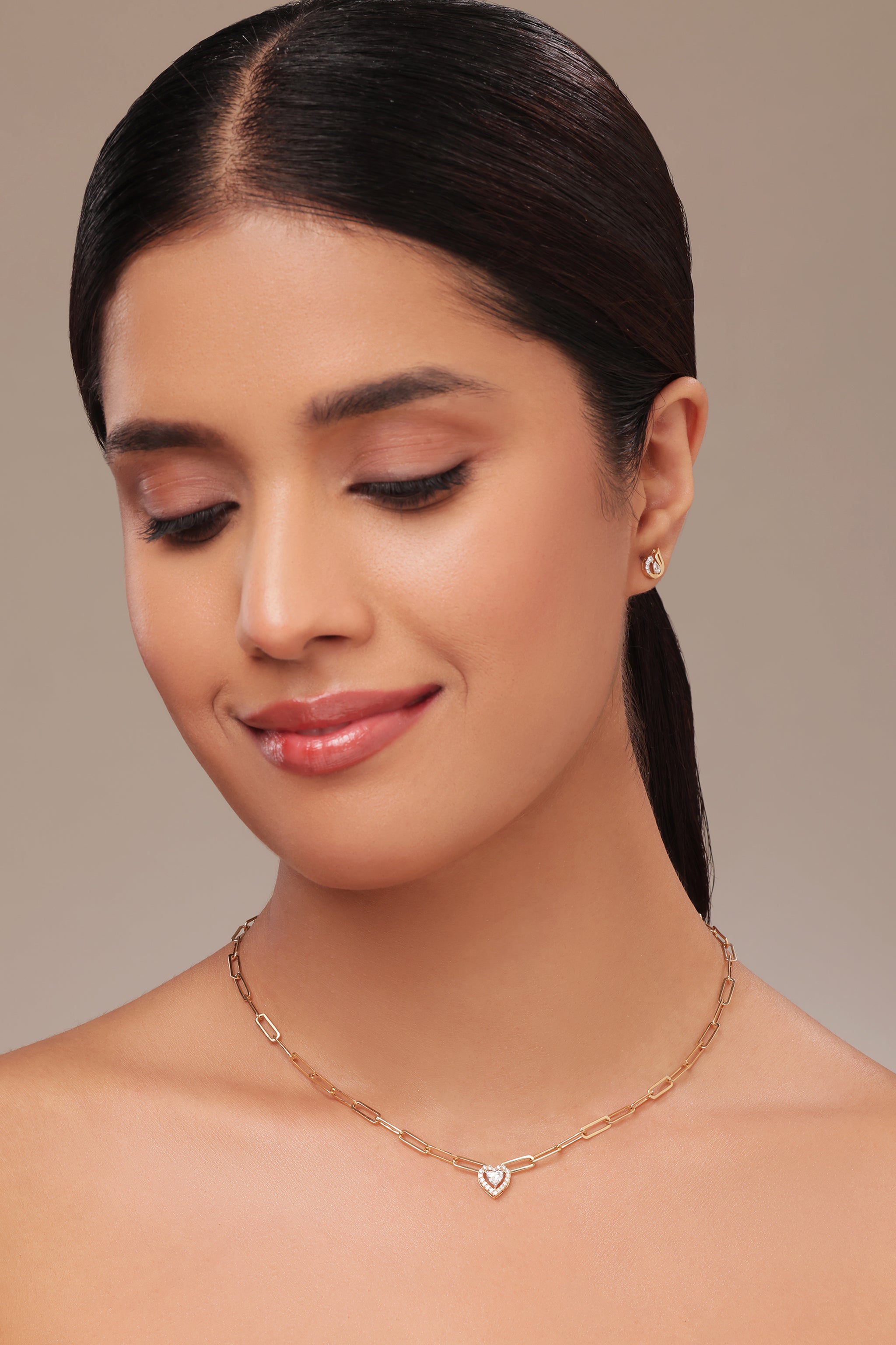 Heart diamond halo paperclip pendant