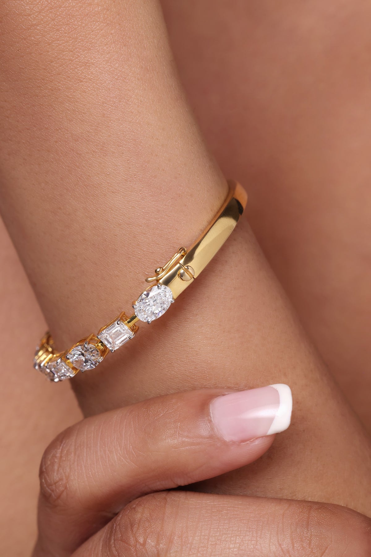 Oval & Emerald Cut Tennis Bracelet