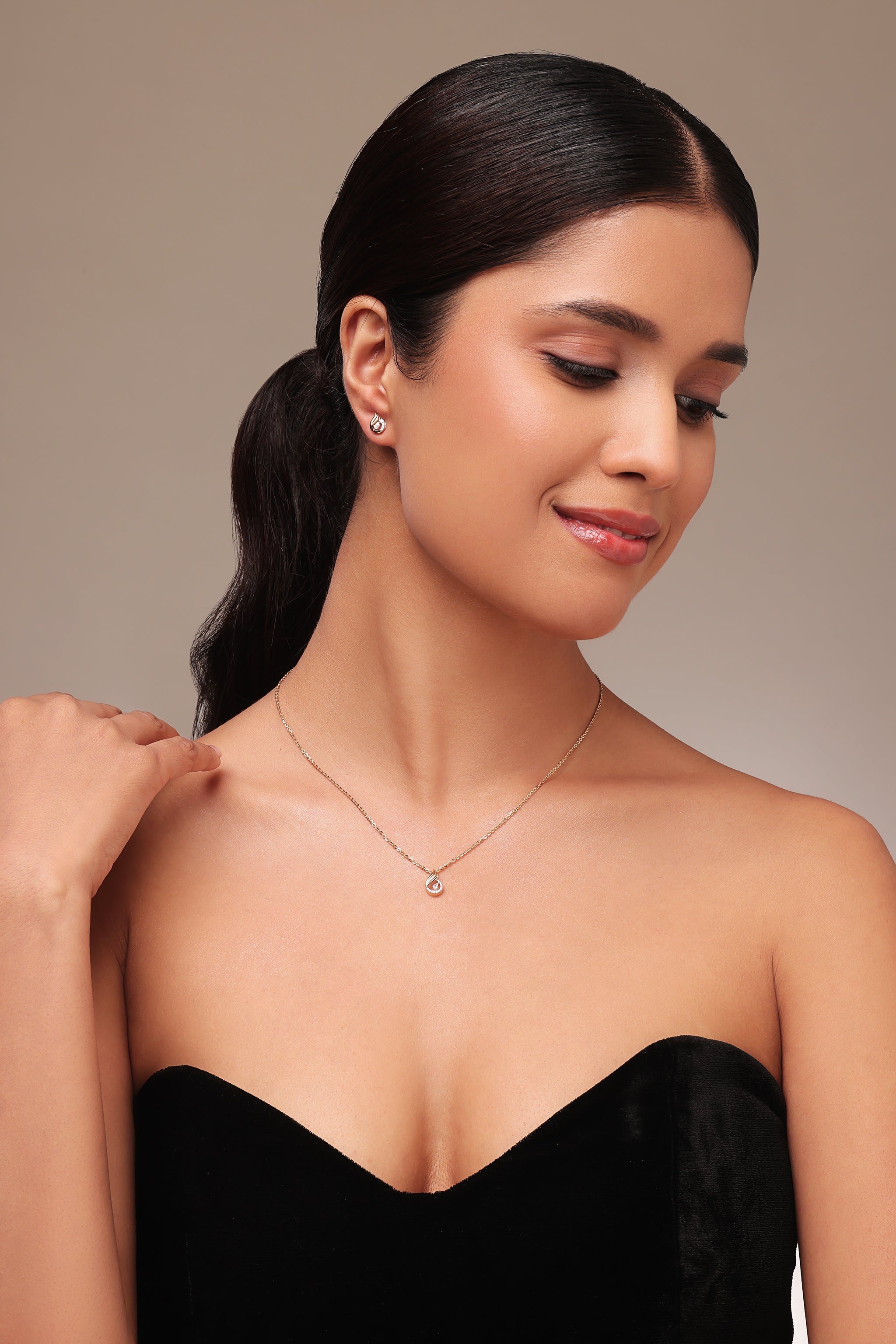 Pear and Round Diamond Fire Pendant