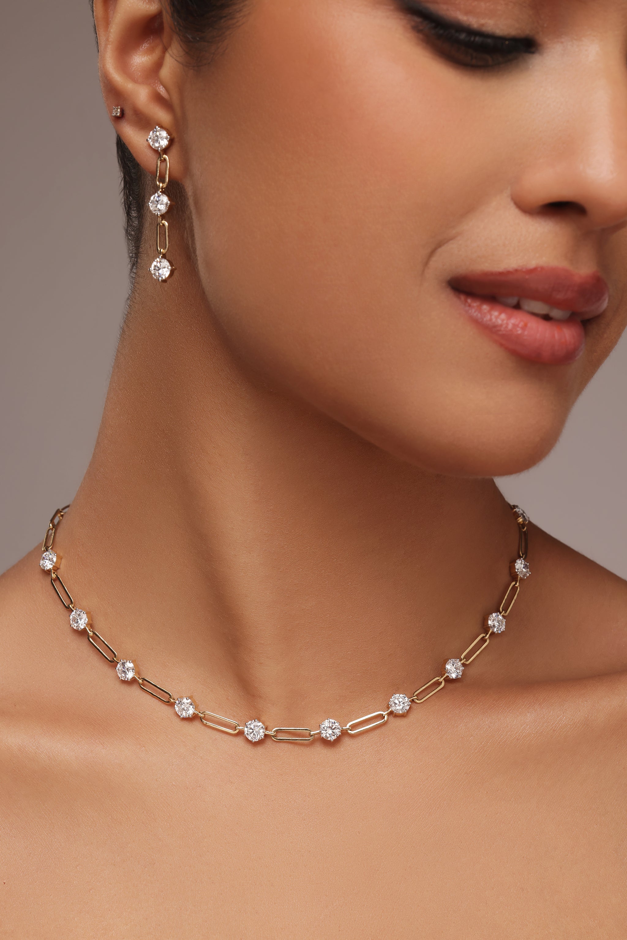 Round Diamond Link Necklace