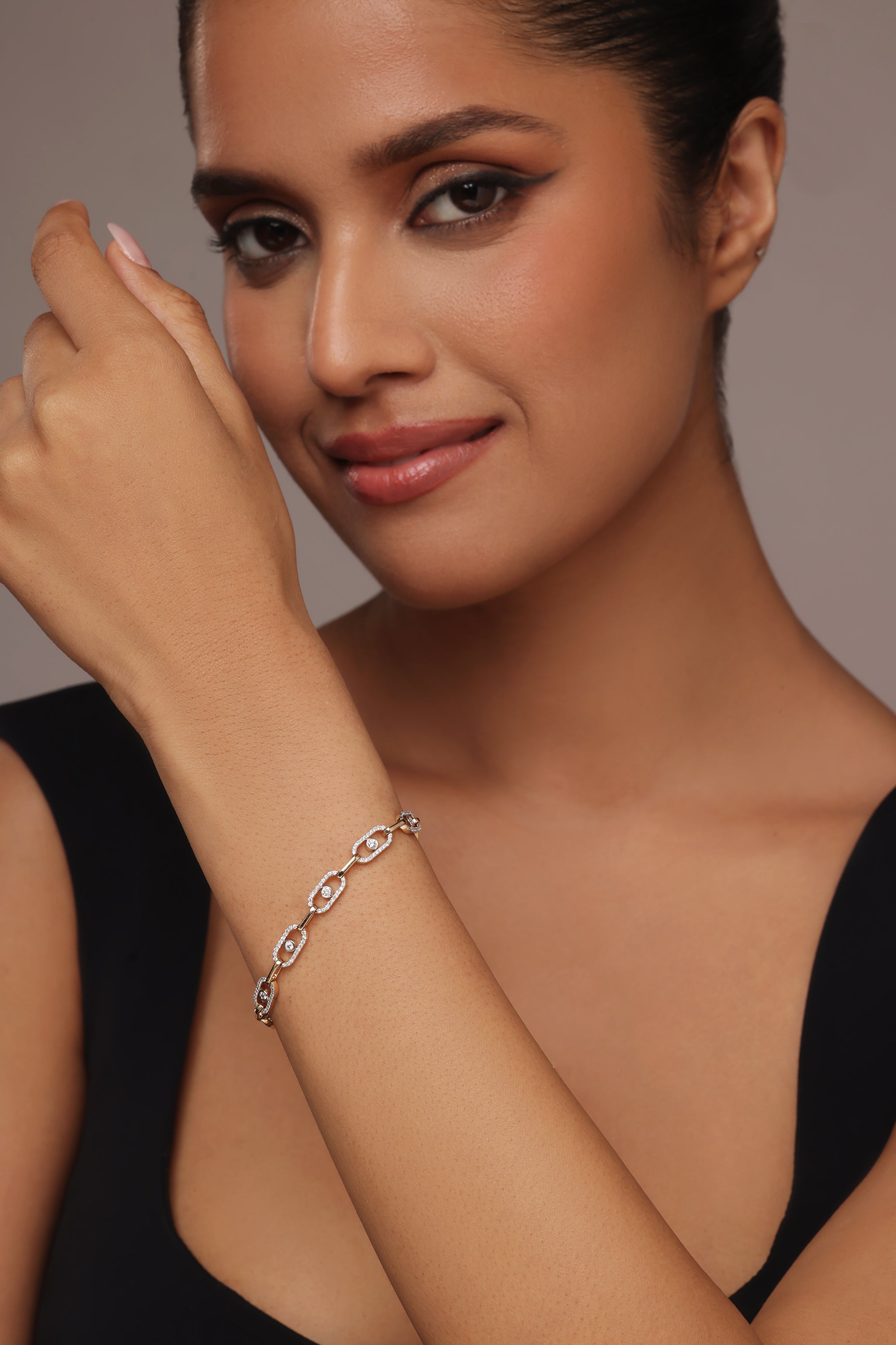 Diamond-Accented Paperclip Chain Bracelet