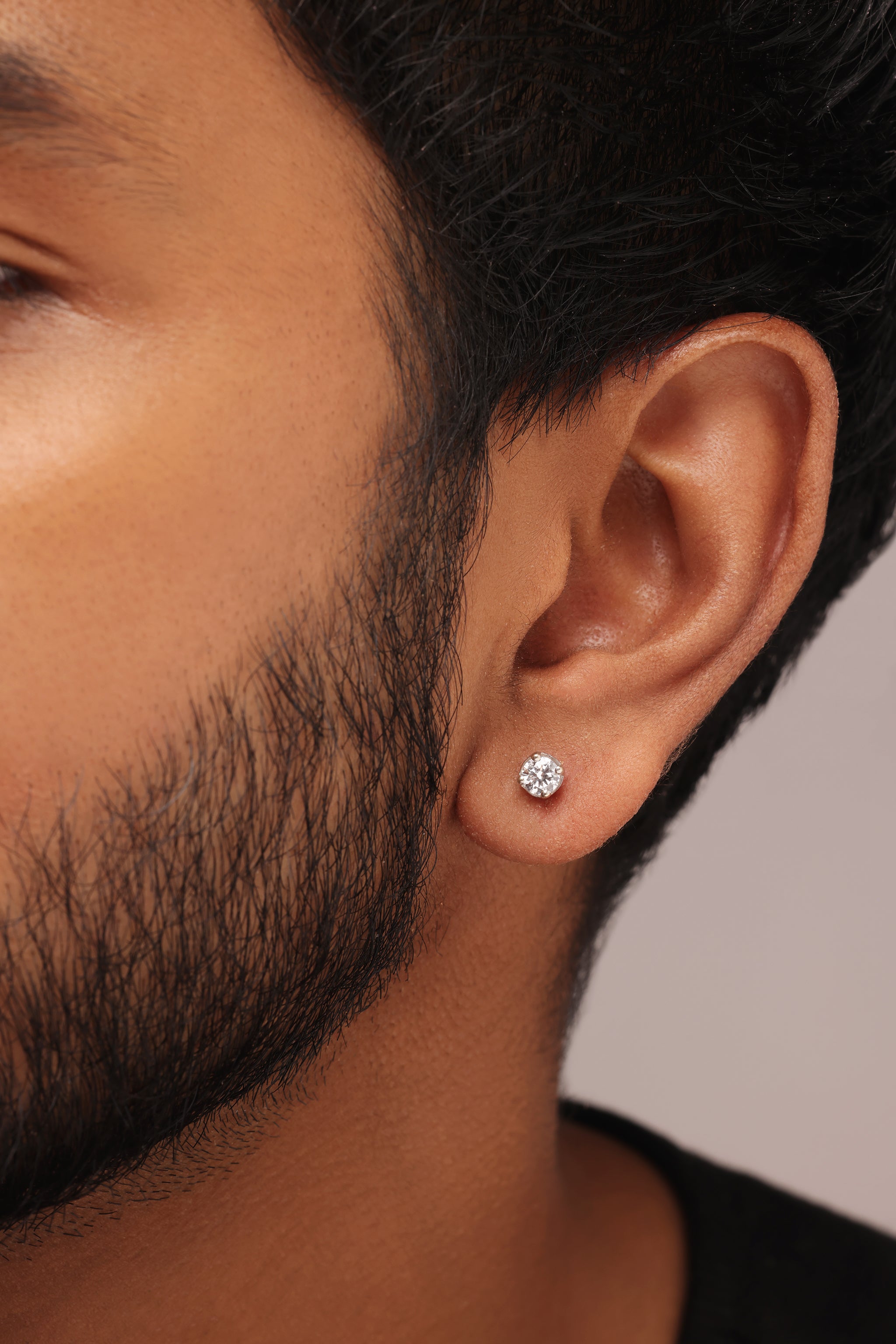 Round Diamond mens' Stud