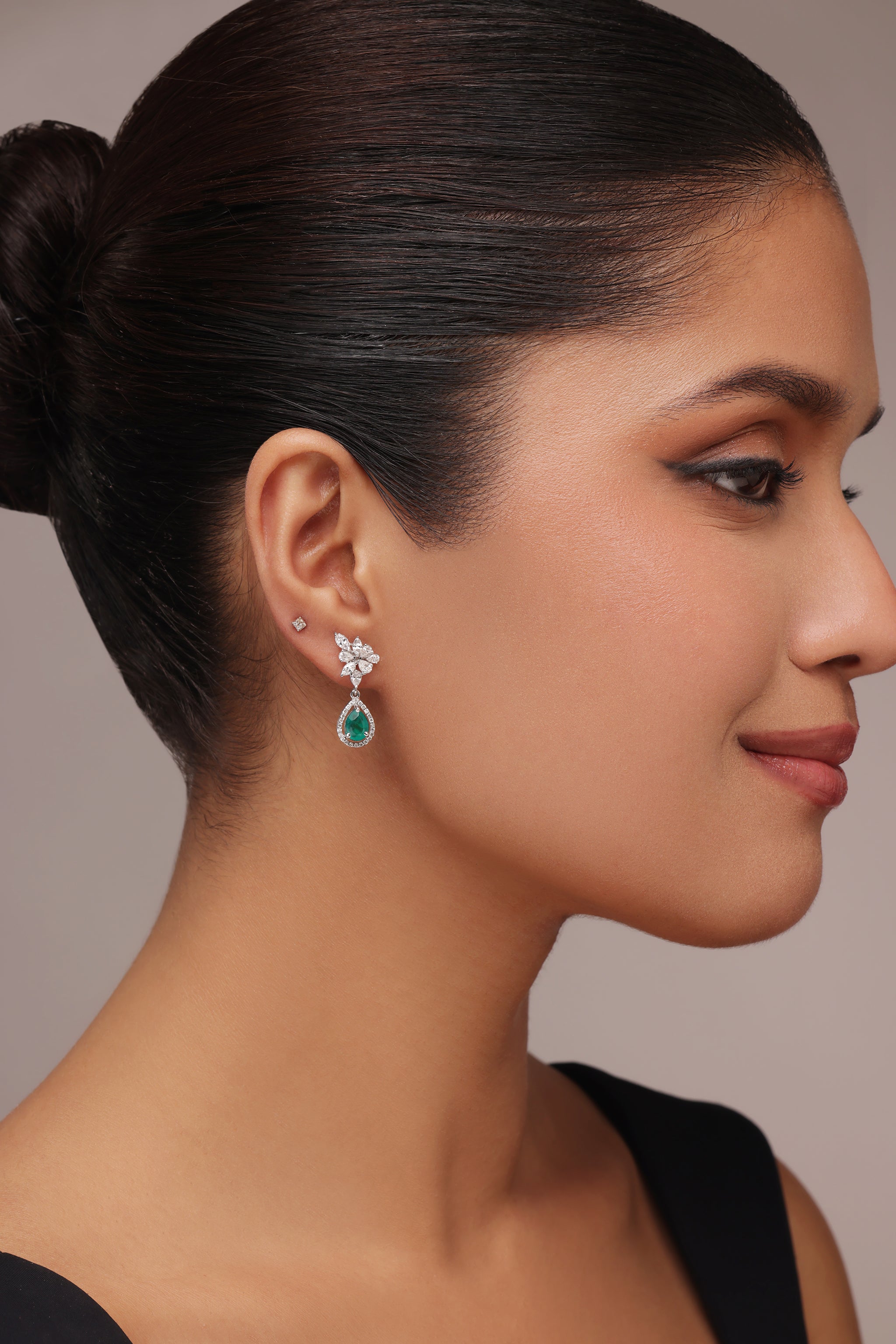 PEAR DIAMOND AND GREEN STONE DROP EARRINGS WITH LAB GROWN DIAMOND